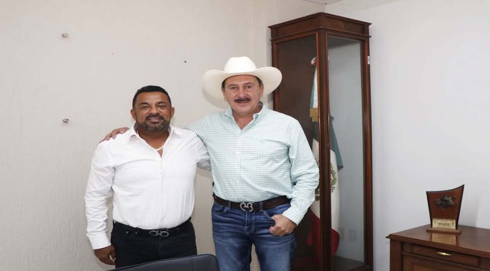 El Secretario de Agricultura, Ganadería y Pesca d