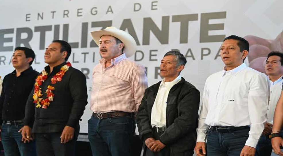 Acompañé al gobernador de Chiapas, Eduardo Ramí