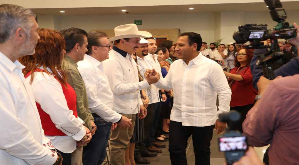 El gobernador Eduardo Ramírez Aguilar ha deposita