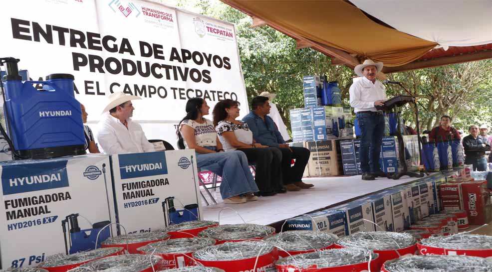 Tecpatán recibe respaldo institucional para forta