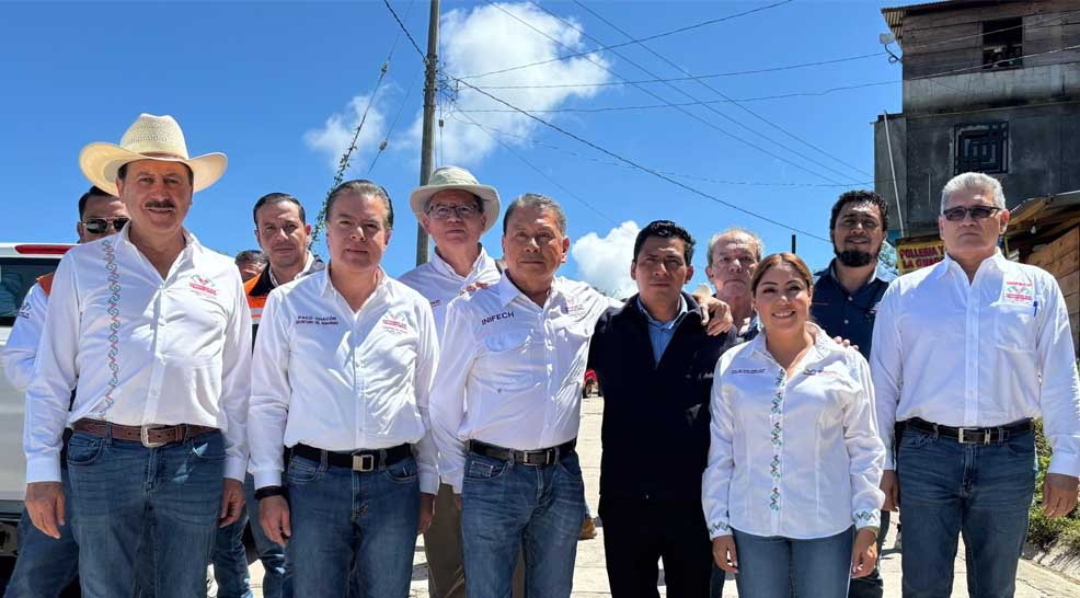 El secretario de Agricultura, Ganadería y Pesca de Chiapas, Marco Antonio Barba Arrocha, participó en las mesas de trabajo de la Reunión de Coordinación de los 10 Municipios Prioritarios (con mayores índices de pobreza), realizada en San Juan Cancuc y Oxchuc