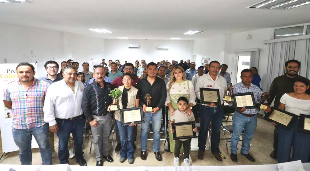 Reconocen a lo mejor del café en 9º Premio Cafeo