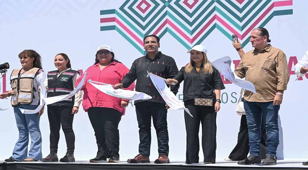 Acompañé con entusiasmo, -junto con mi esposa Ve