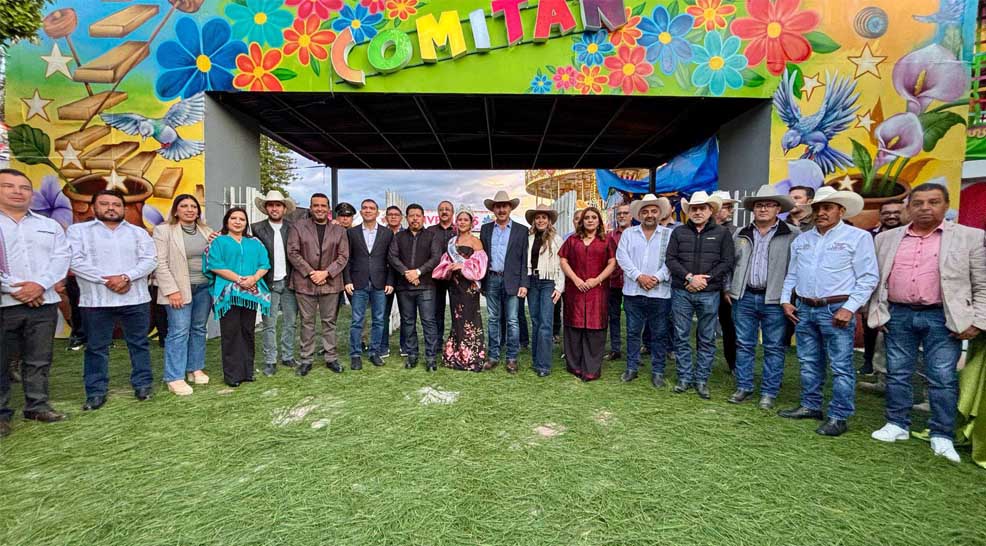 Barba Arrocha inaugura la Feria Cultural y la Feri