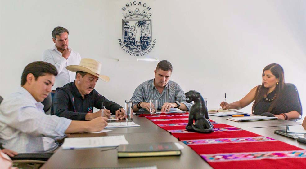 Me reuní con el secretario de Economía y del Tra