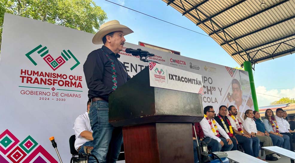 En #Ixtacomitán, el secretario de Agricultura, Ga