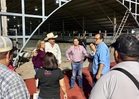 El secretario de Agricultura, Ganadería y Pesca, 